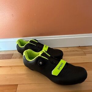 Men’s black and green Speed Cycling shoes